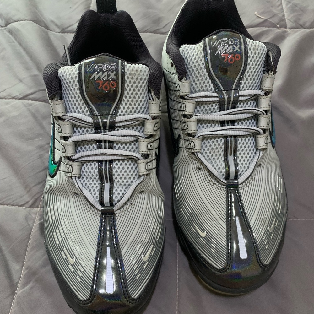 Nike VaporMax 360 in Black and Gray